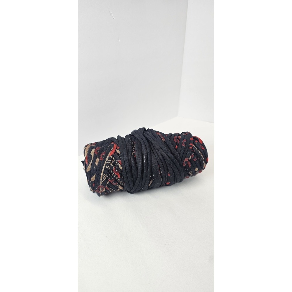 Black Floral T Shirt Yarn Fabric Yarn Skein Crochet Knit Craft Supply Roll